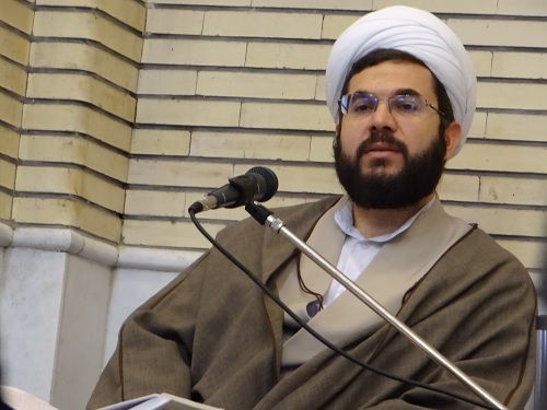 حجت الاسلام خدیوی، مسؤول نهاد رهبری در دانشگاه های استان